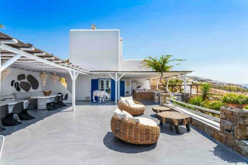 Aleomandra Waterfront Dream Villa