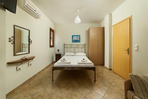 Spertos Apartments