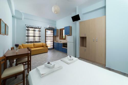 Spertos Apartments