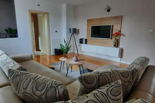 Large Apartment In Central Istria With Private Pool