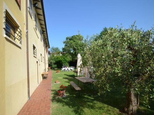 Holiday Home Oliva Croce Di Montecolombo