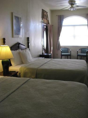 Motel 5th Street Inn
