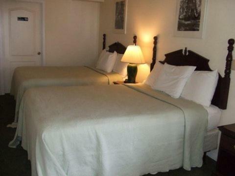 Motel 5th Street Inn