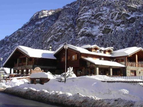 Apartamentos Chalet Antey Penta