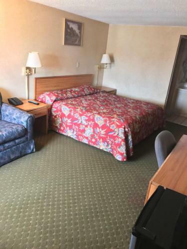 Motel Home Town Inn