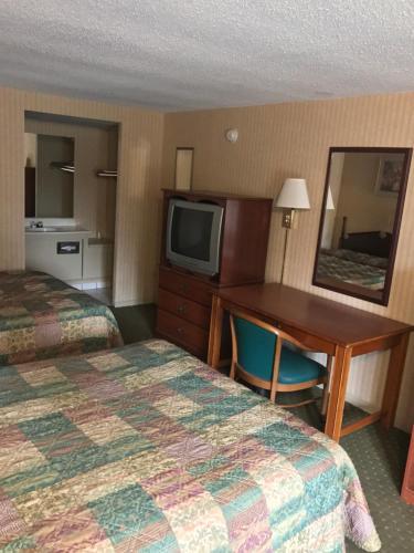 Motel Home Town Inn