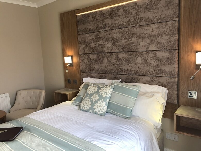 Bed & Breakfast Edgcumbe Guest House