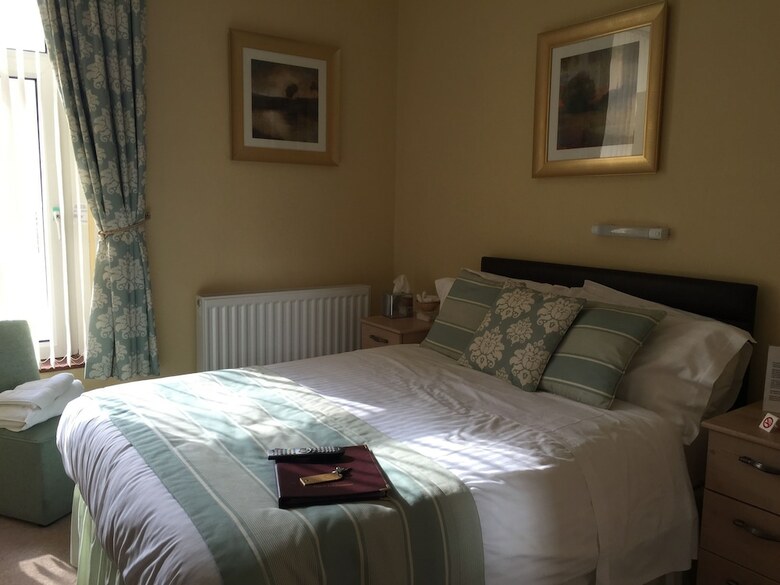 Bed & Breakfast Edgcumbe Guest House