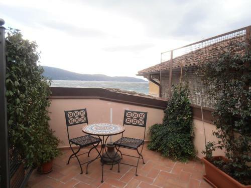 Hotel Garn� Bartabel