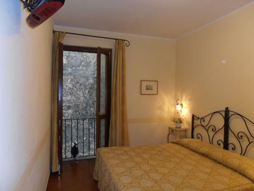 Hotel Garn� Bartabel