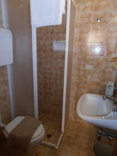 Hotel Garn� Bartabel