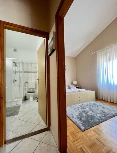 Apartmani Tino I Leon