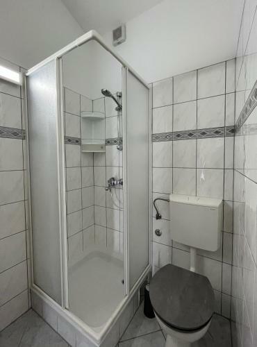 Apartmani Tino I Leon