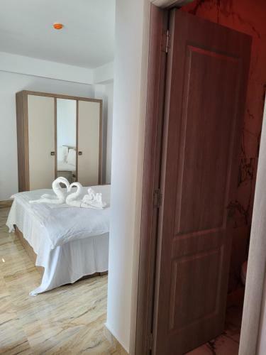 Hotel Damar Costine?ti
