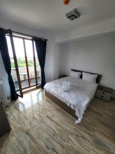 Hotel Damar Costine?ti