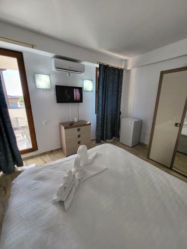 Hotel Damar Costine?ti