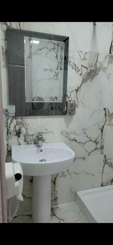 Hotel Damar Costine?ti
