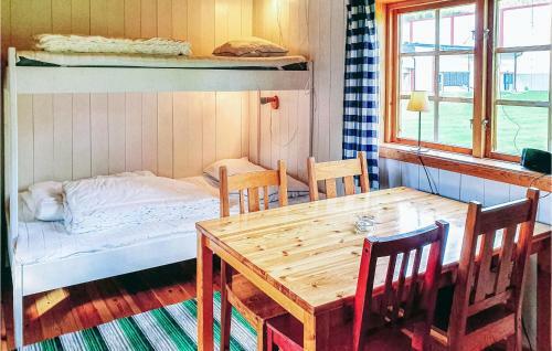 Beautiful Home In Syssleb�ck W/