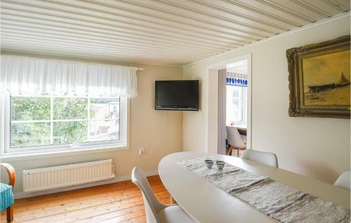 Awesome Home In Tanumshede With 3 Bedrooms