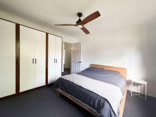 Hansha House 143 Lakes Blvd Wooloweyah