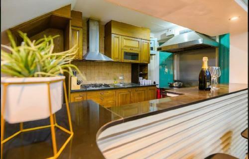 Private Swimmingpool Townhome With 4 Bed/4bath