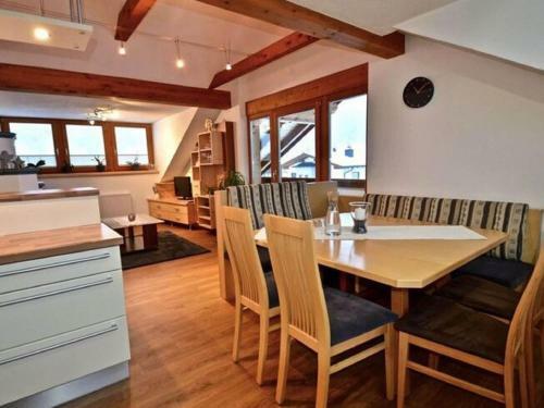Hilltop Apartment In Umhausen With Garden