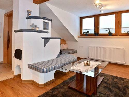 Hilltop Apartment In Umhausen With Garden