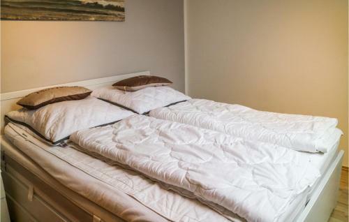 Beautiful Apartment In Elmenhorst With 1 Bedrooms