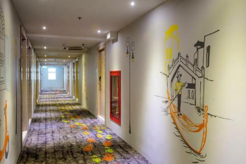 Hotel Ibis Styles Bangkok Sukhumvit 50