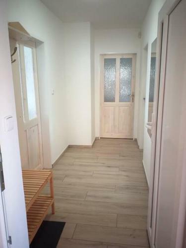Apartm� Pro Hosty Ve Star�m Dvo?e ?. 2