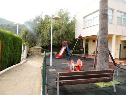 Acogedor Adosado Entre Mar Y Monta�a