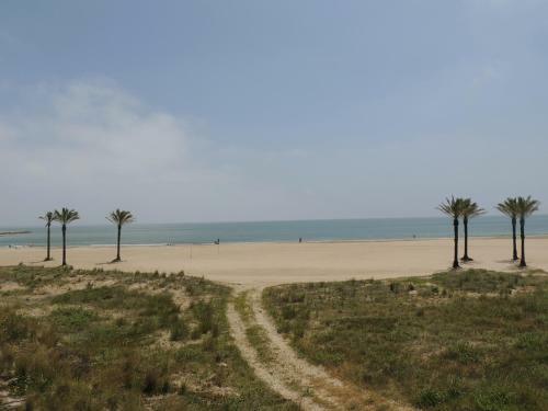 Acogedor Adosado Entre Mar Y Monta�a