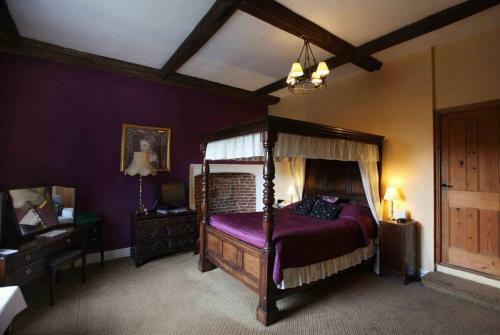 Beautifully Historic Manor House - The East Wing