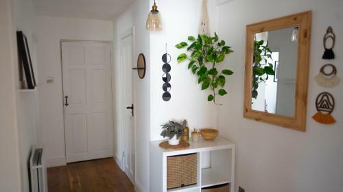 Charming Quayside Apartment In Exeter, Devon