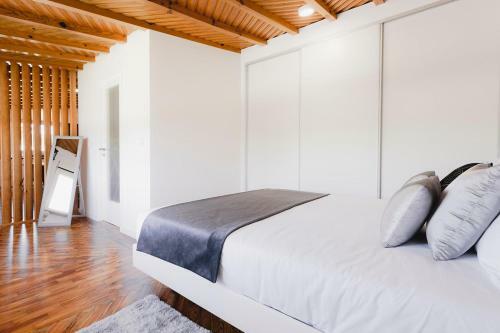 Santa Helena Apartments