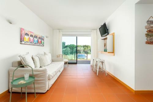 Apartment Residence Golf , With Graden And Pool
