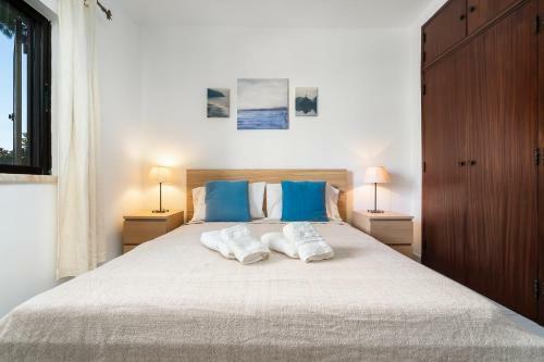 Mouramar One Bedroom Apartment, With Pool