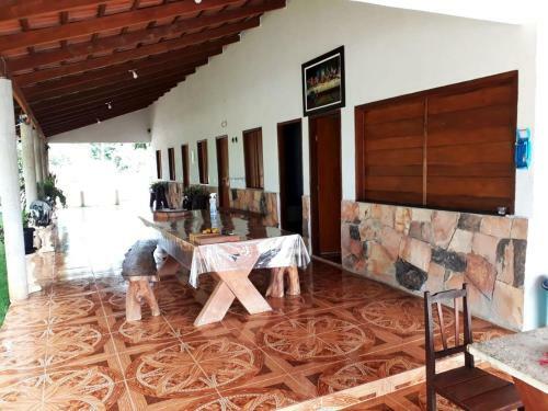 Ch�cara Com Wi-fi E Lazer Completo Em Piren�polis