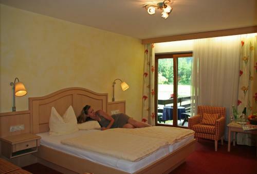 Hostal Hotel Gasthof Zur Wacht