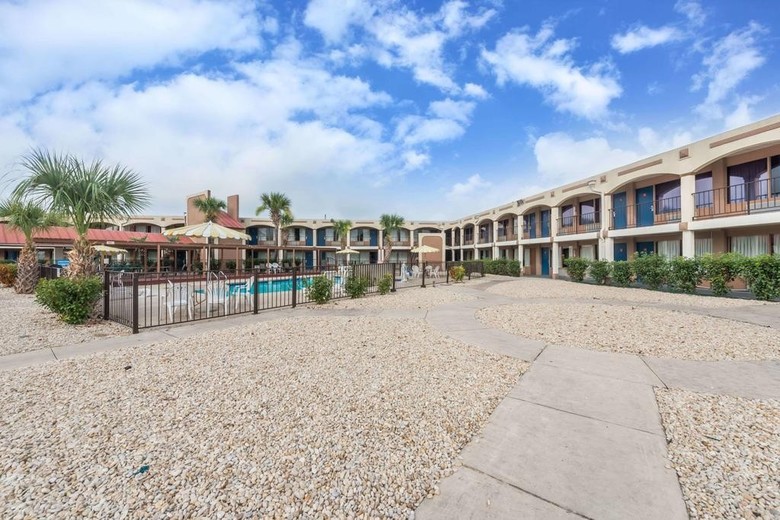 Motel Days Inn Splashtown At&t Center