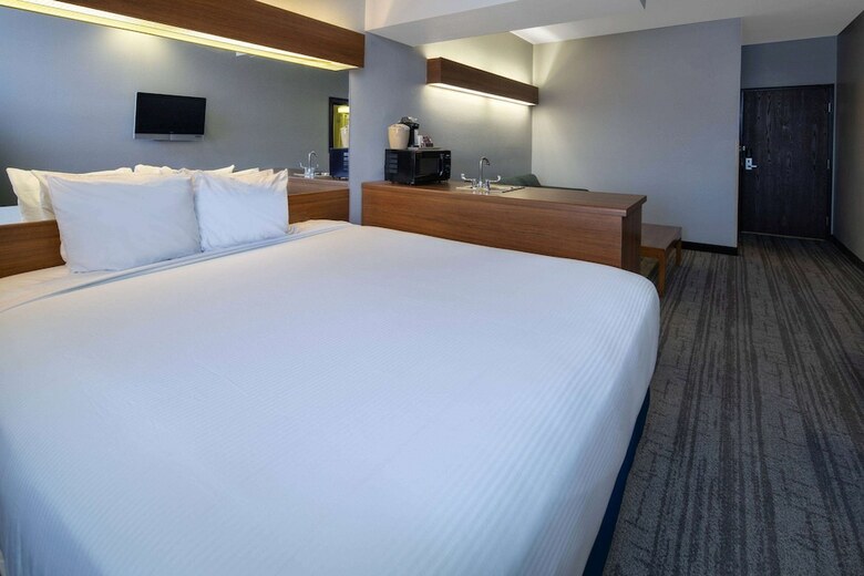 Hotel Baymont Inn & Suites Las Vegas