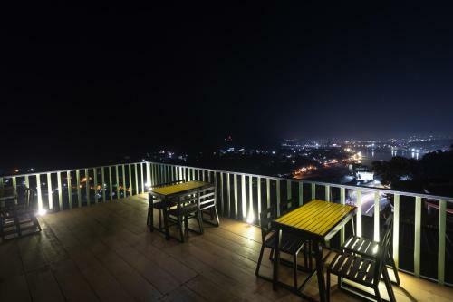 Hotel Peepal Tree