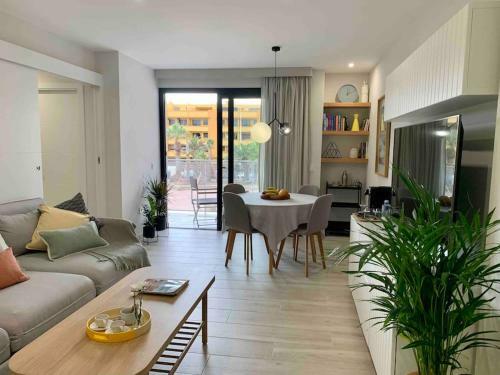 Apartamento Yellow Sail M�dano 2 Dormtiorios Con Parking