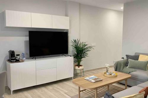 Apartamento Yellow Sail M�dano 2 Dormtiorios Con Parking