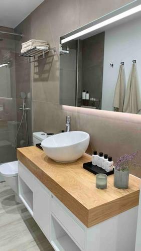 Apartamento Yellow Sail M�dano 2 Dormtiorios Con Parking