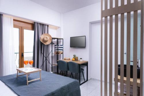 Alcyone Studios And Apartments No 9