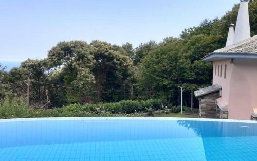 Villa Tsagkarada Country Estate With Pool