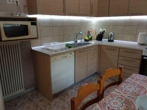 Remarkable 2-bedroom House In Veroia