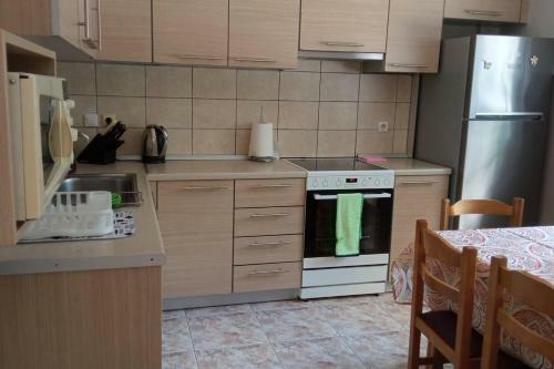 Remarkable 2-bedroom House In Veroia