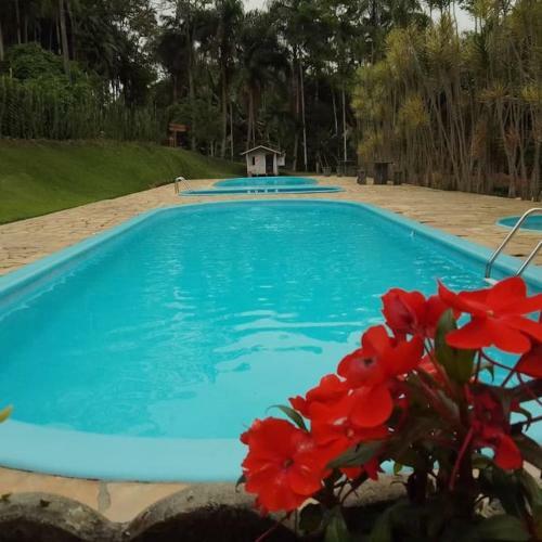 Cabana Em Meio A Natureza Com Piscina.